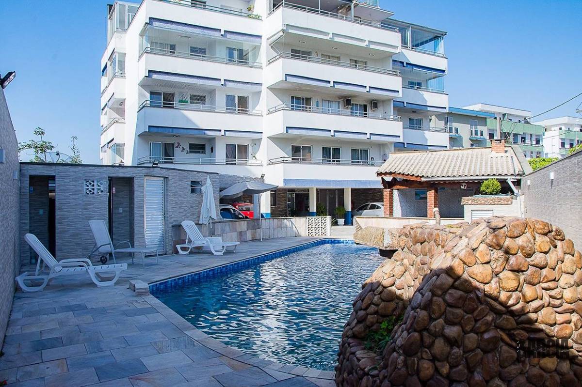 Apartamento, com 2 quartos, 70m²