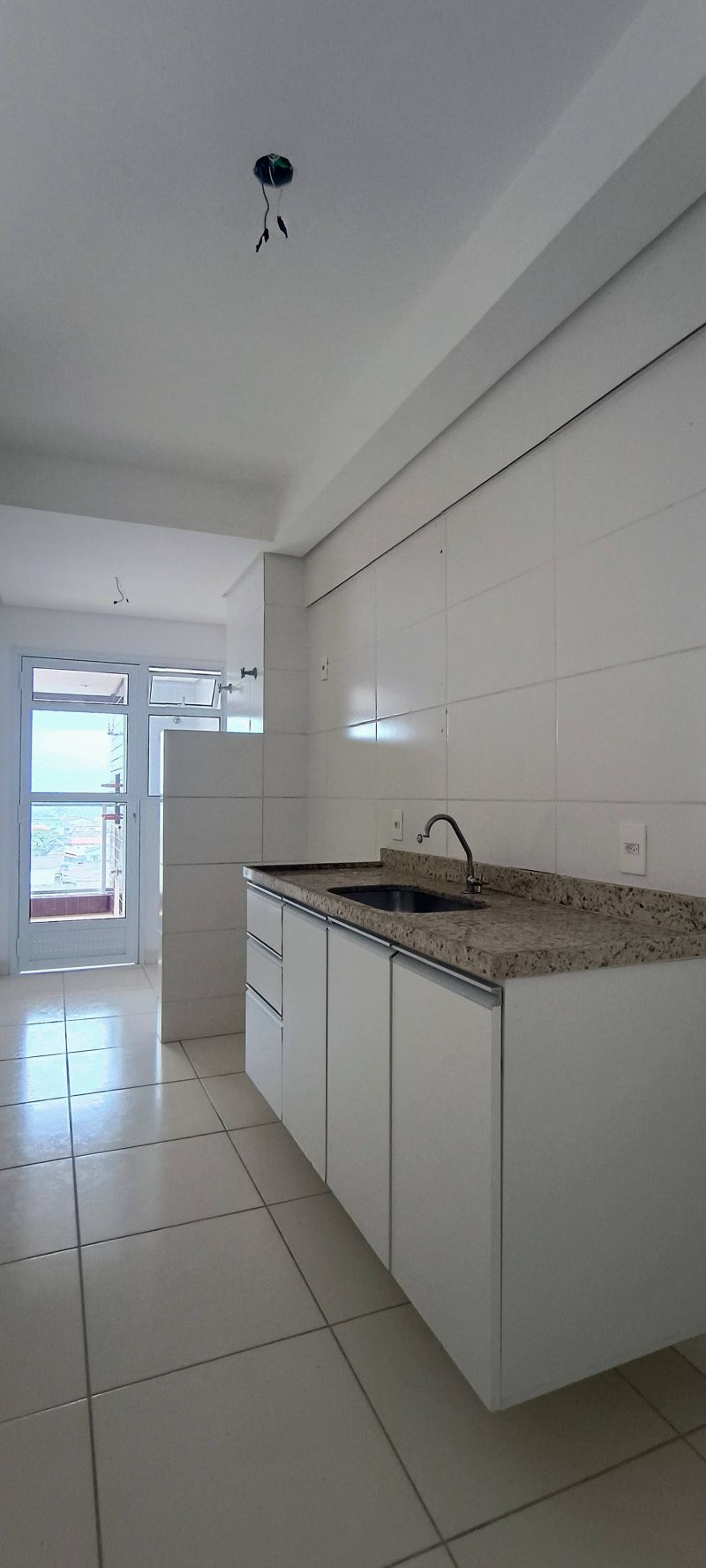 Apartamento com 3 quartos, 103m², para locação em Bertioga, Centro