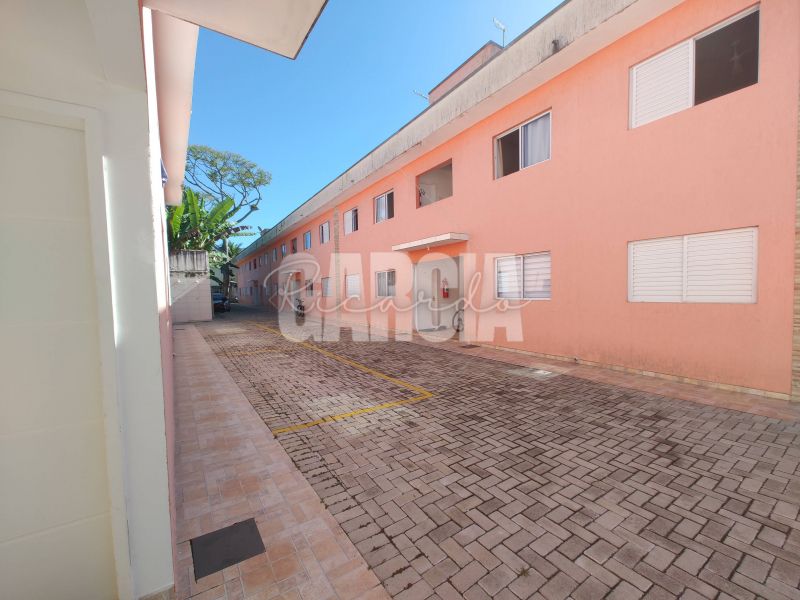 Casa de vila com 2 quartos, 95m², para locação em Bertioga, Centro